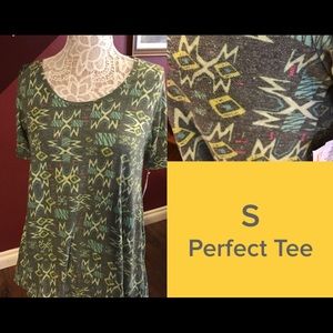 LuLaRoe Perfect T Shirt